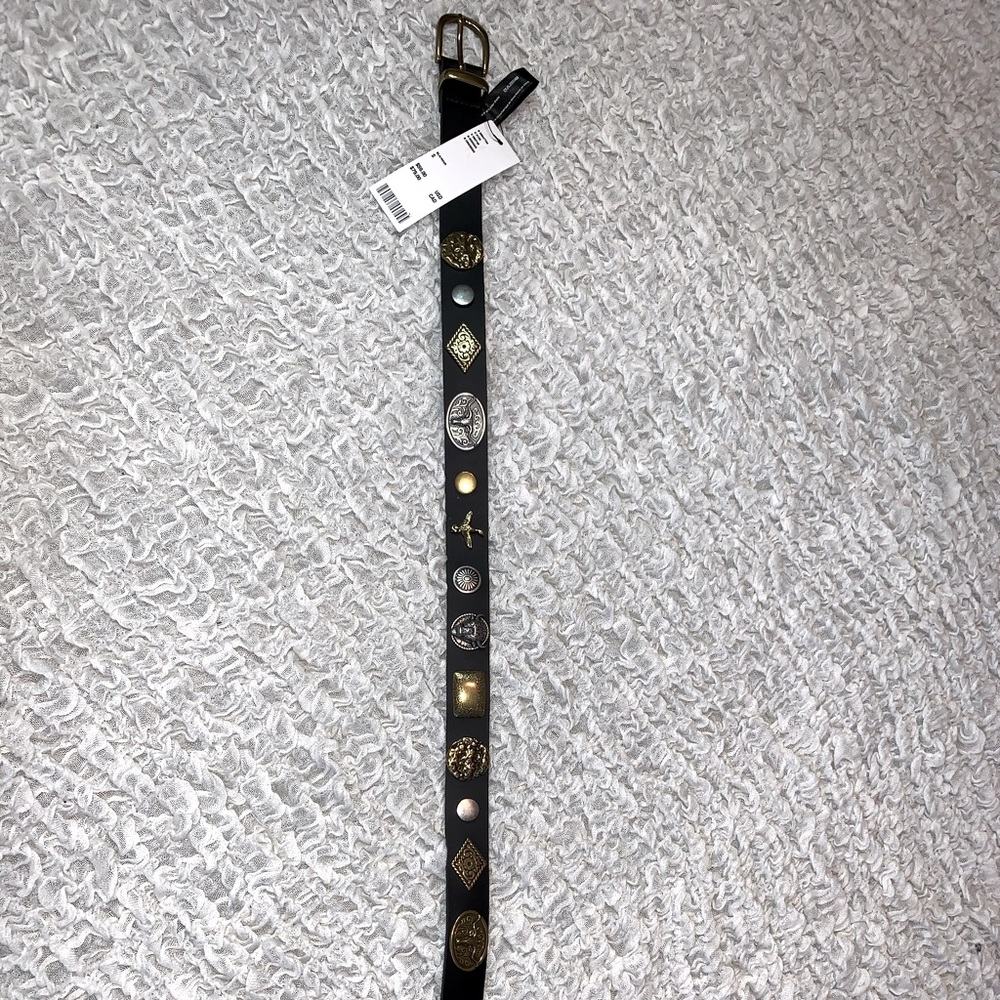 BRAND NEW UO Charm Belt